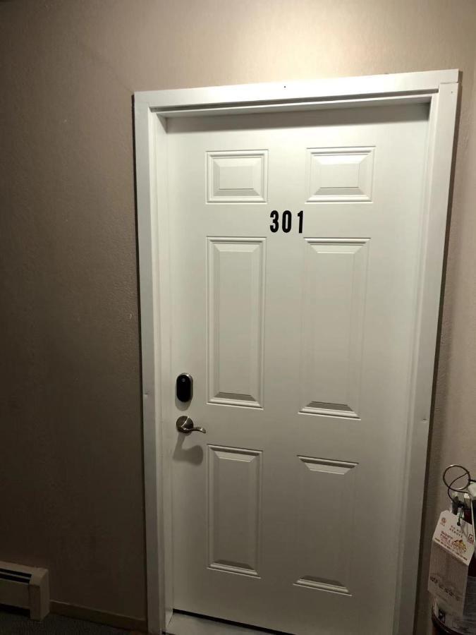 Unit #301 Mountain View 1Br In Canmore Down Town Exterior foto